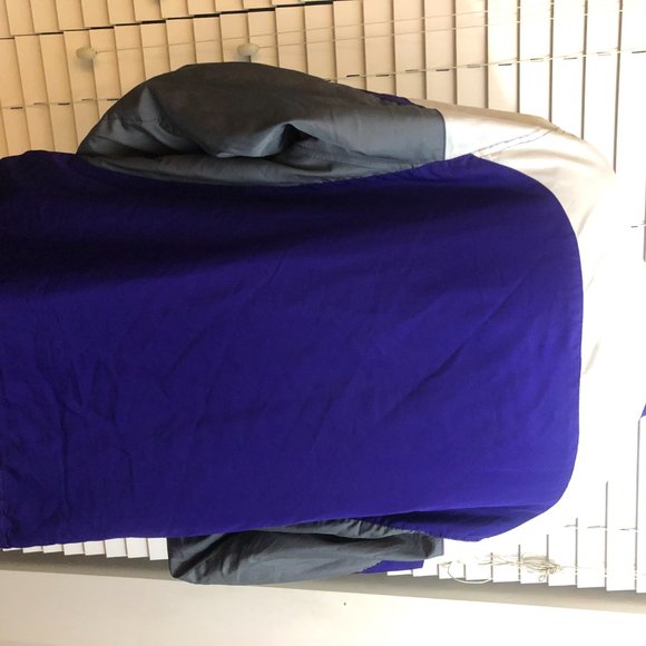 Minnesota Vikings Team Jacket - Picture 4 of 5